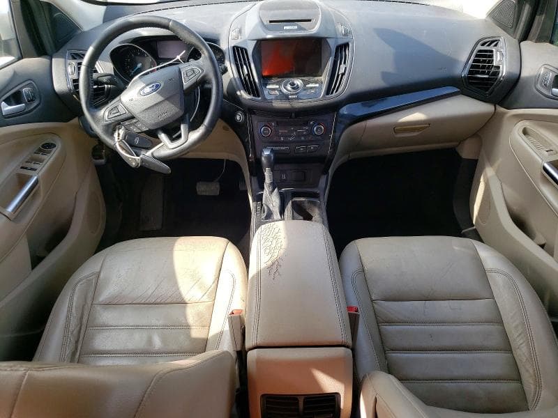 2017 FORD ESCAPE TITANIUM 8