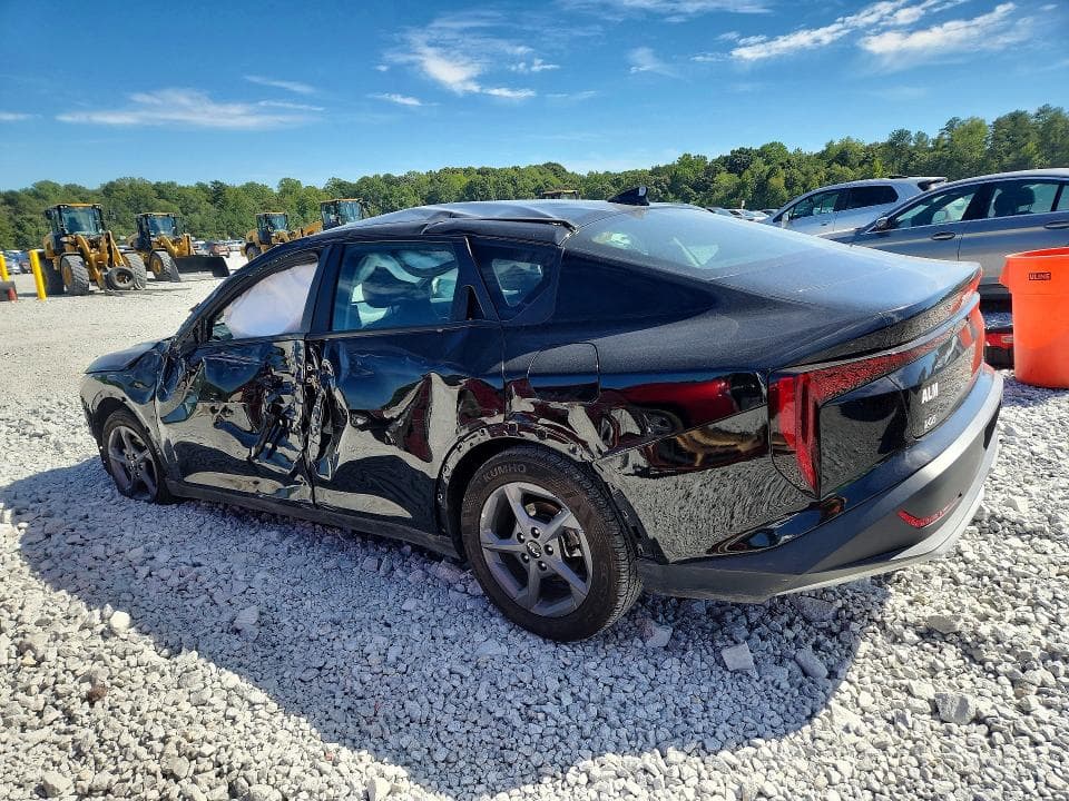 2025 KIA K4 LXS 2