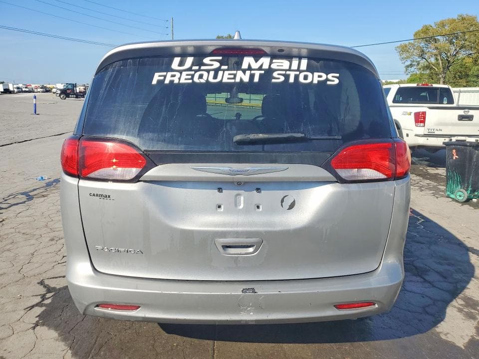 2017 CHRYSLER PACIFICA TOURING 6
