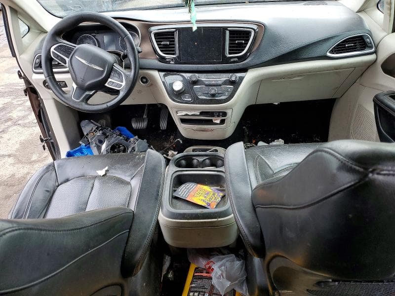 2018 CHRYSLER PACIFICA TOURING L 8