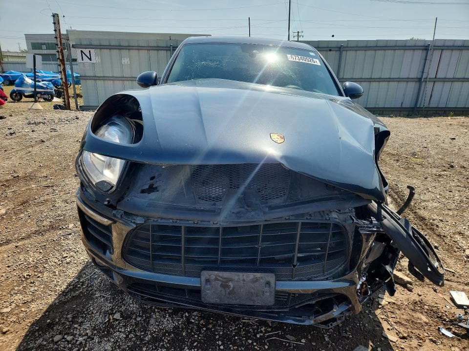 2017 PORSCHE MACAN 5