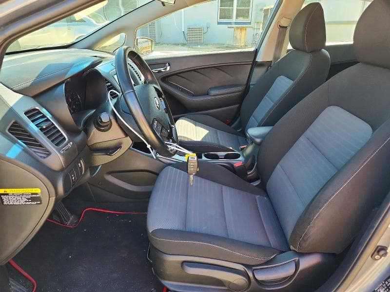 2017 KIA FORTE S 7