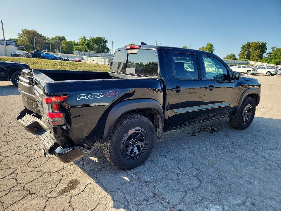 2026 NISSAN FRONTIER PRO-4X 3