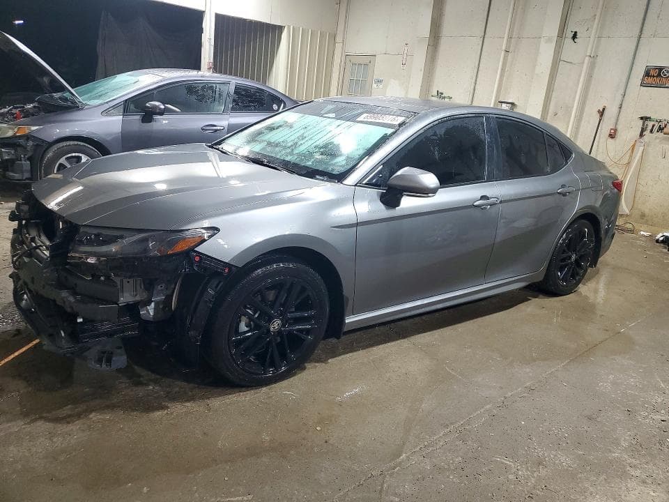 2026 TOYOTA CAMRY SE - 1