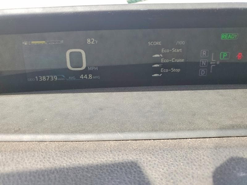 2017 TOYOTA PRIUS TWO 9