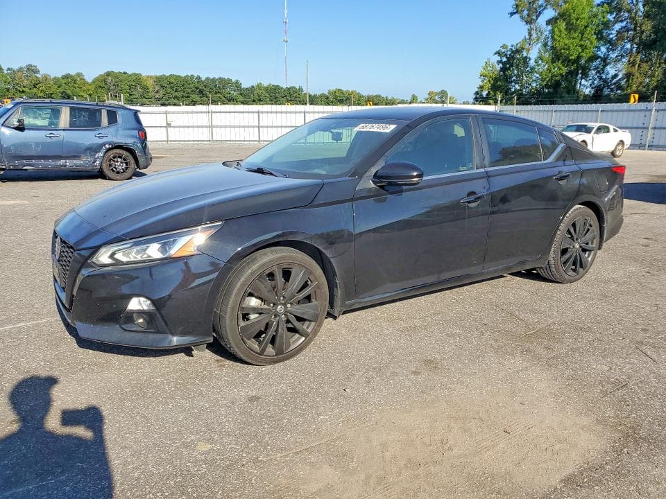 2022 NISSAN ALTIMA SR - 1