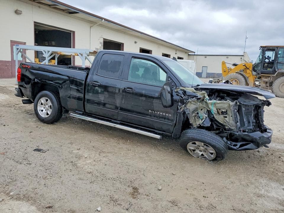 2019 CHEVROLET SILVERADO LD K1500 LT 4