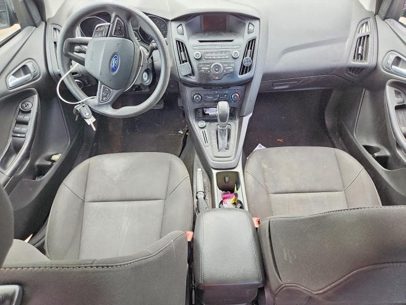 2017 FORD FOCUS 8