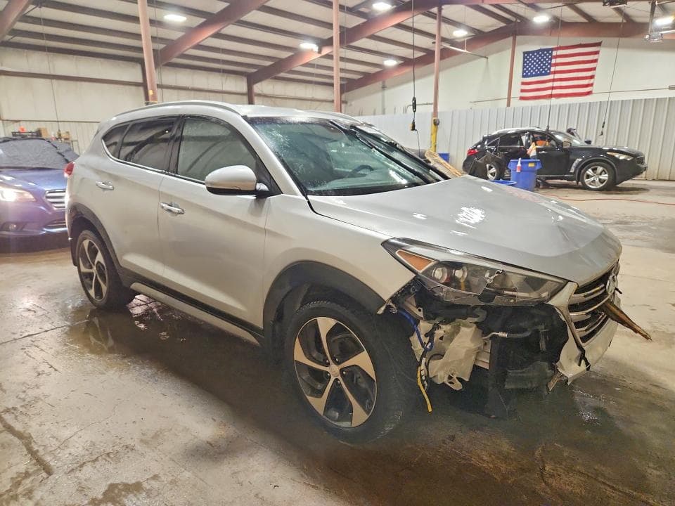 2017 HYUNDAI TUCSON LIMITED 4