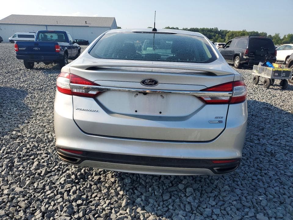 2017 FORD FUSION SE 6