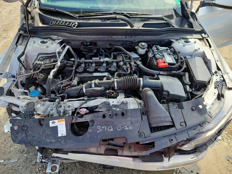 2018 HONDA ACCORD LX 11