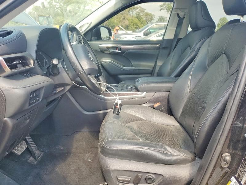 2021 TOYOTA HIGHLANDER LIMITED 7