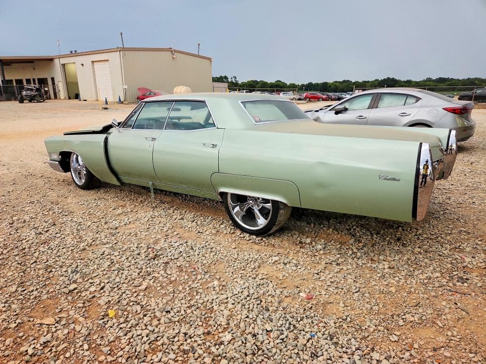 1967 CADILLAC CALAIS 2