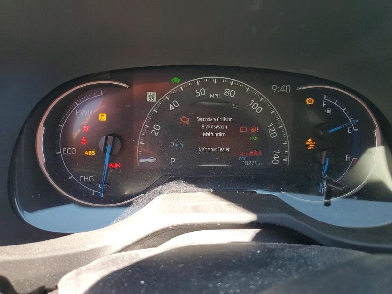 2025 TOYOTA RAV4 LE 9