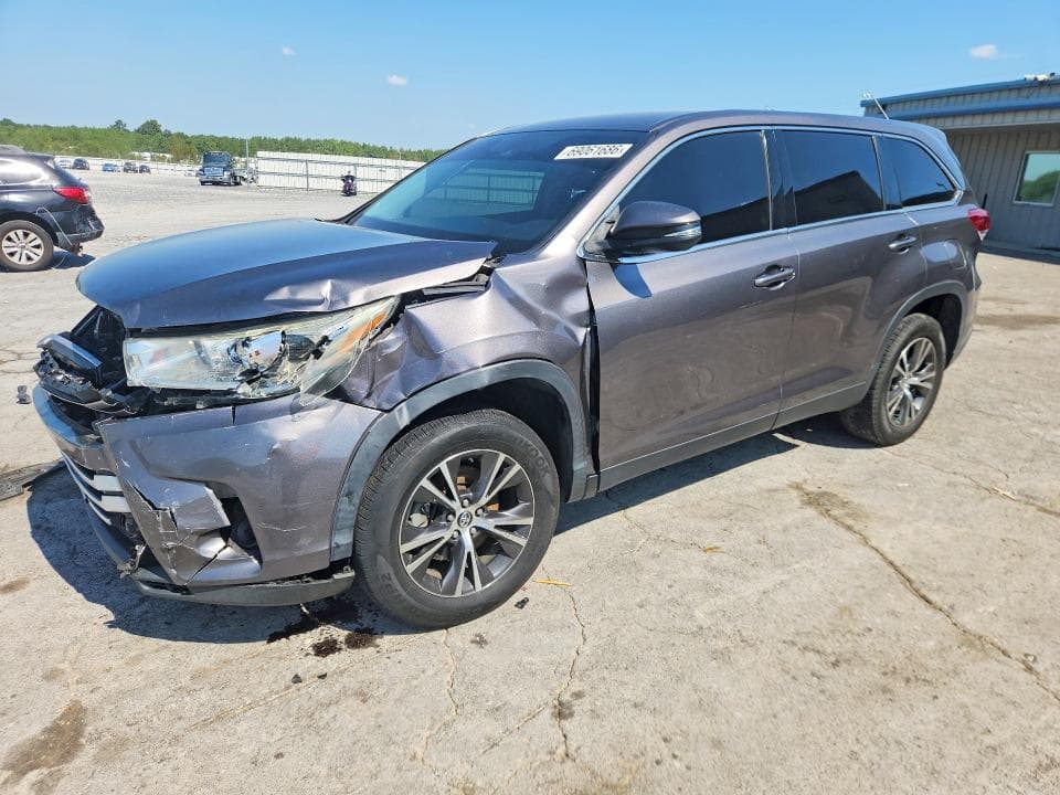 2019 TOYOTA HIGHLANDER LE - 1
