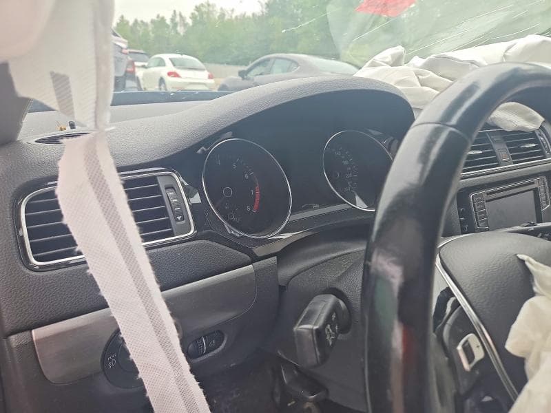 2017 VOLKSWAGEN JETTA 9