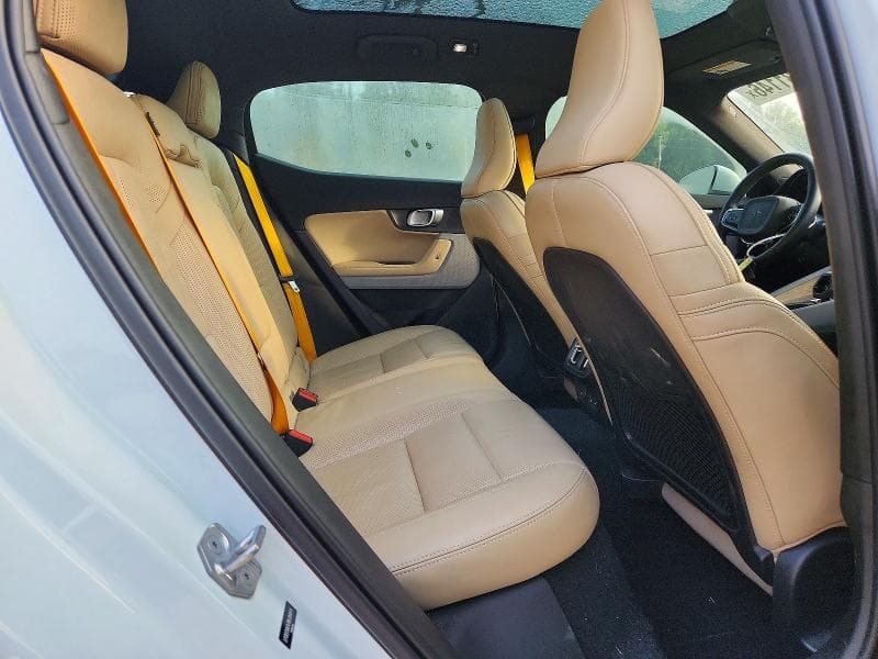 2022 POLESTAR 2 10