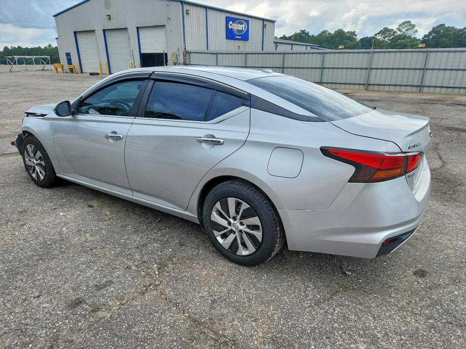 2019 NISS ALTIMA 2