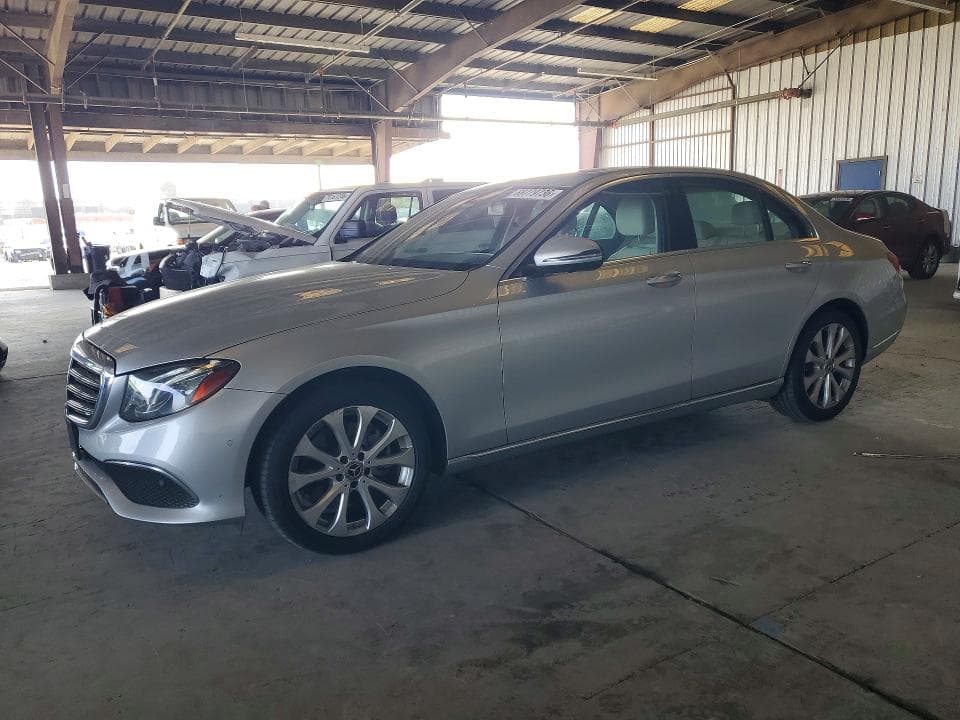 2019 MERCEDES-BENZ E 300