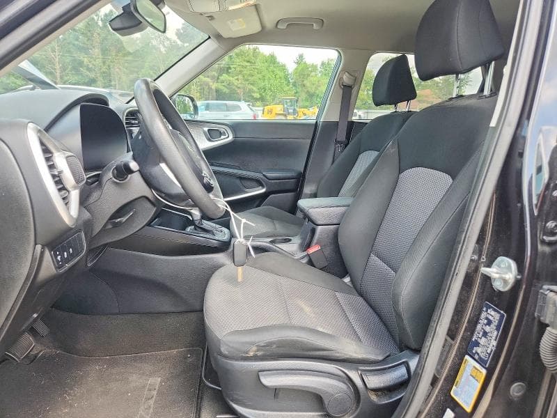 2023 KIA SOUL LX 7