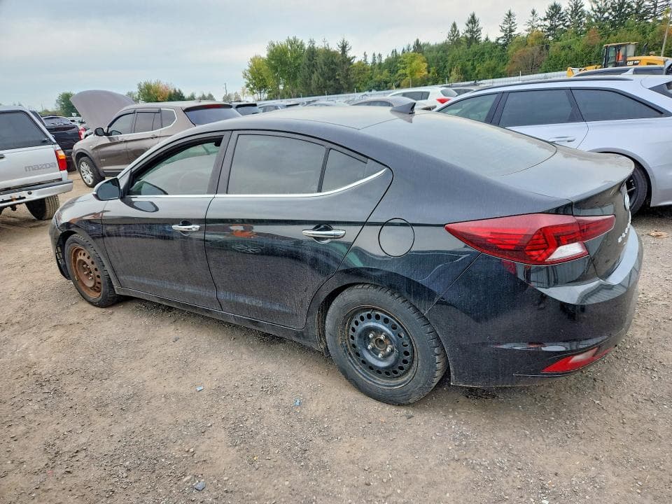 2019 HYUNDAI ELANTRA SE 2