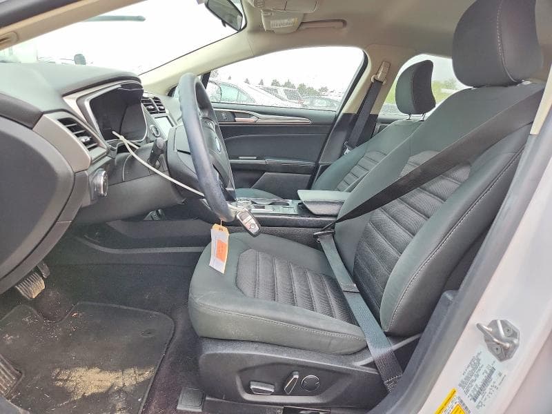 2017 FORD FUSION SE 7