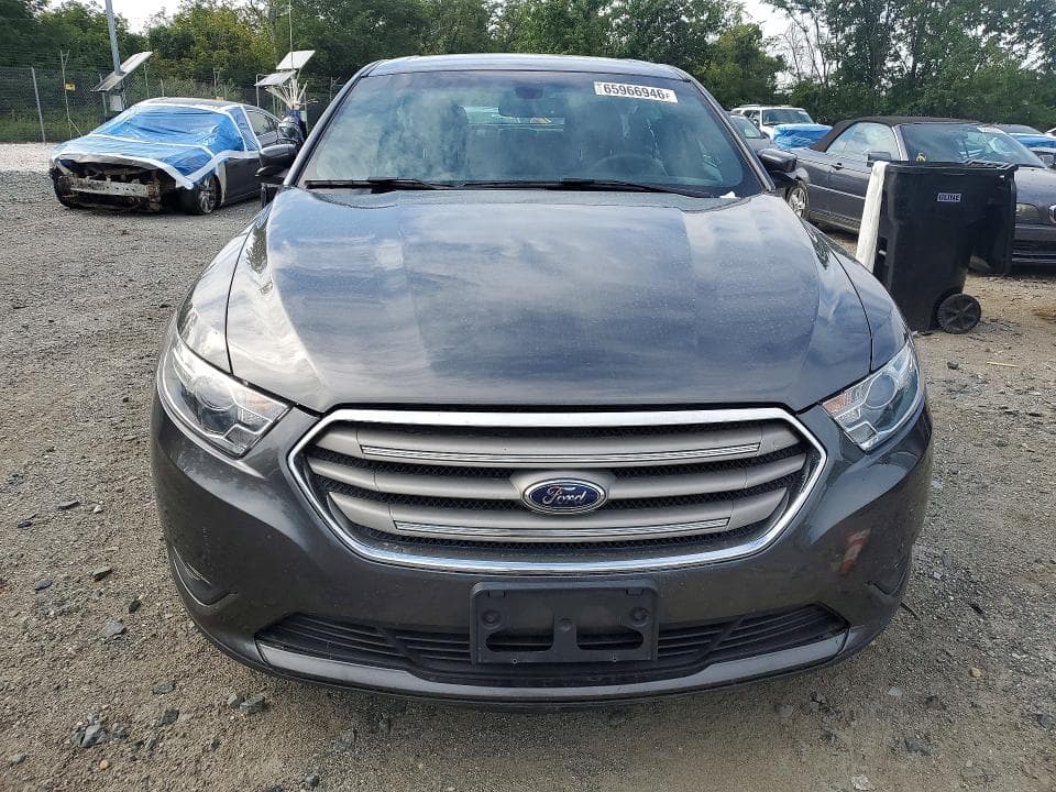 2017 FORD TAURUS SEL 5