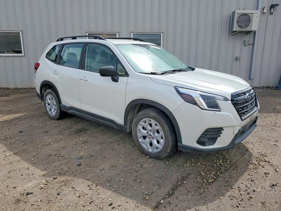 2022 SUBARU FORESTER 4