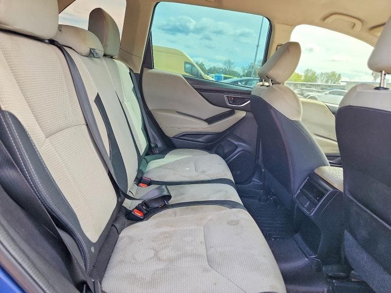 2022 SUBARU FORESTER 11