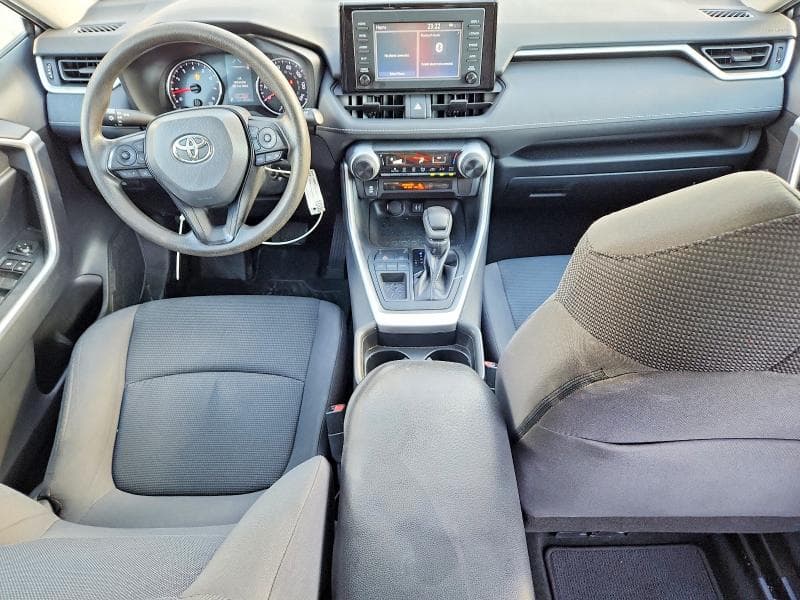 2019 TOYOTA RAV4 LE 8