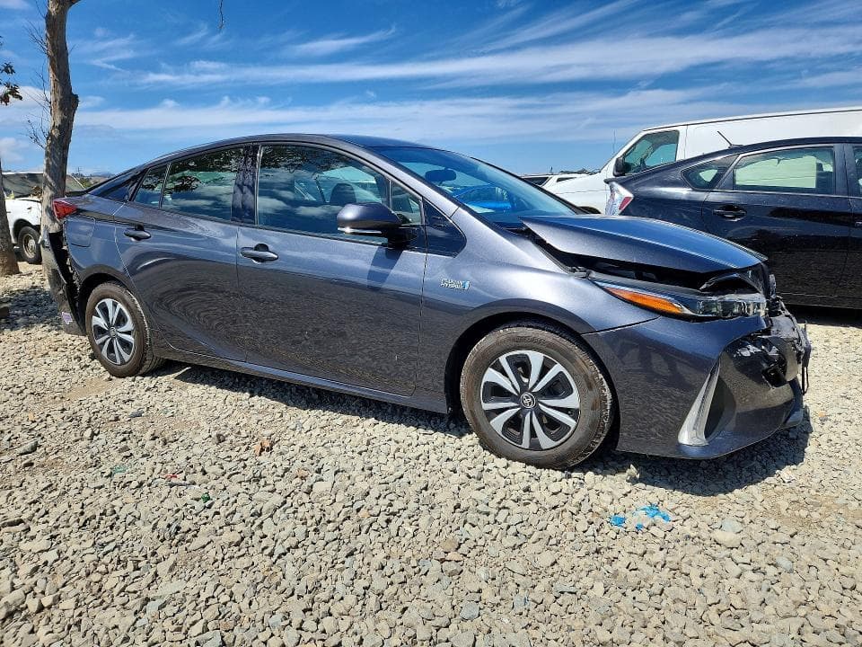 2018 TOYOTA PRIUS PRIME PREMIUM 4