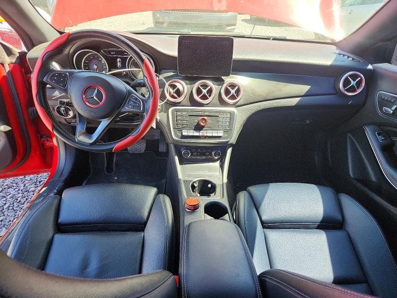 2018 MERCEDES-BENZ CLA 250 4MATIC 8