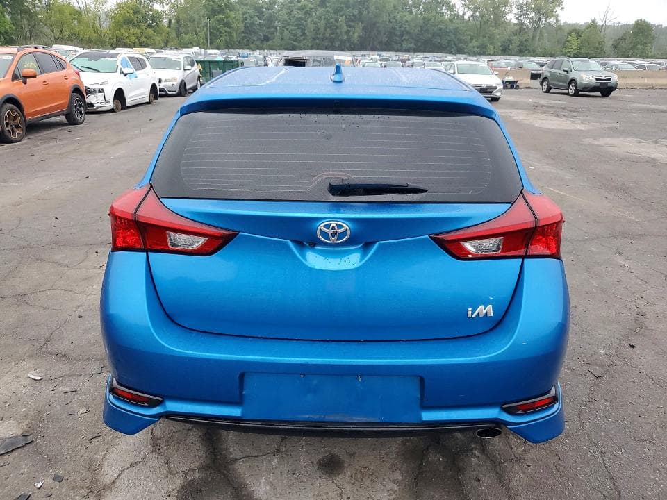 2017 TOYOTA COROLLA IM BASE 6