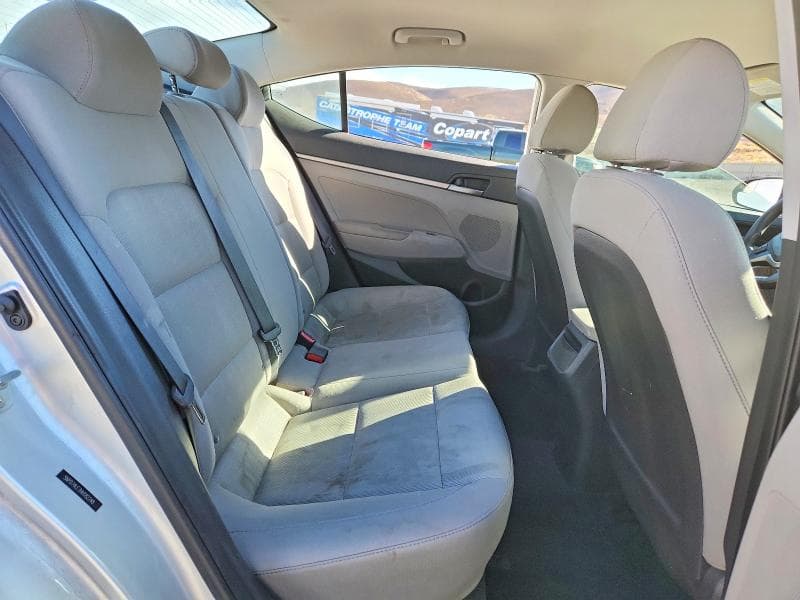 2017 HYUNDAI ELANTRA SE 10