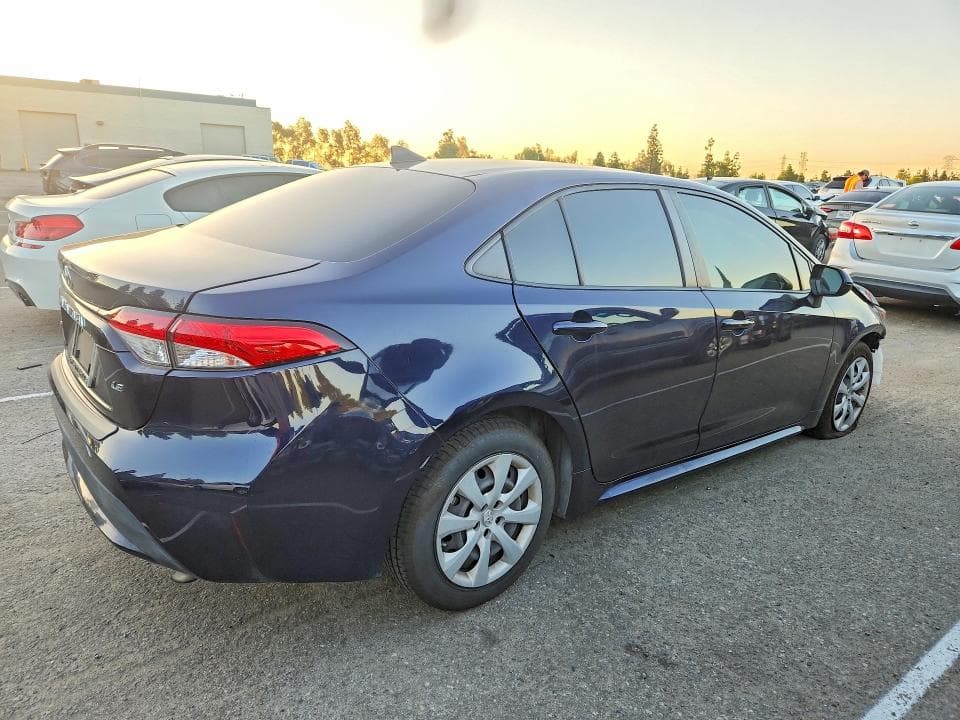 2020 TOYOTA COROLLA LE 3
