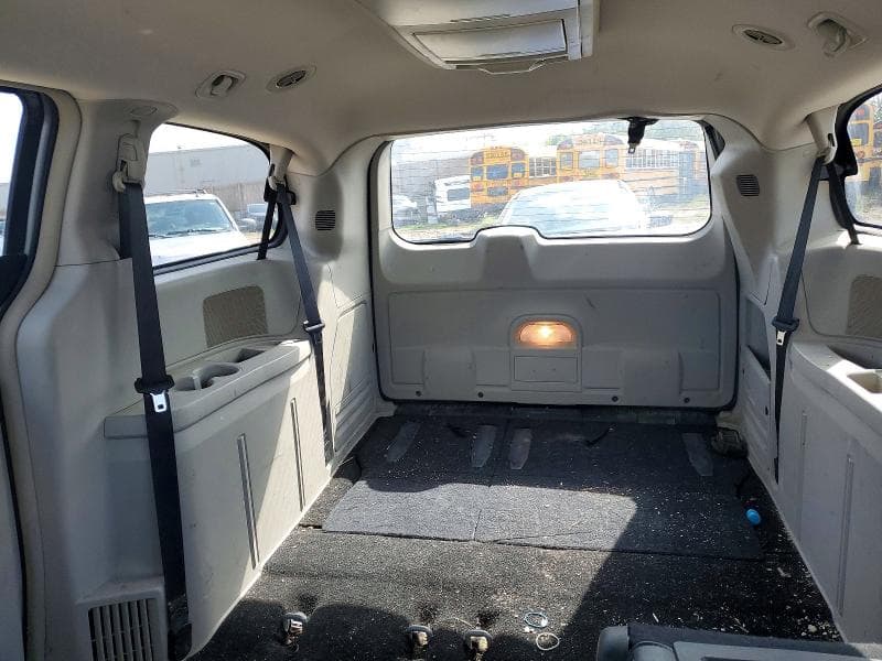 2017 DODGE GRAND CARAVAN CREW 10