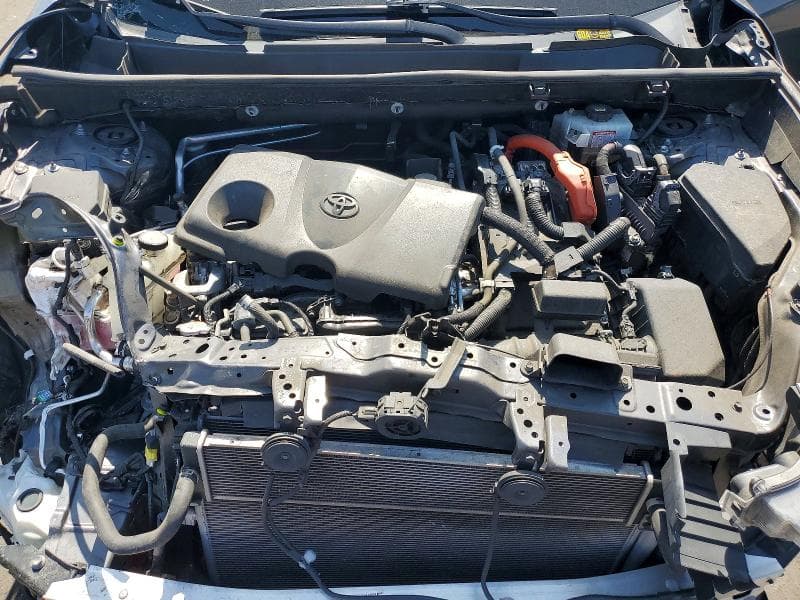 2021 TOYOTA RAV4 XSE 12
