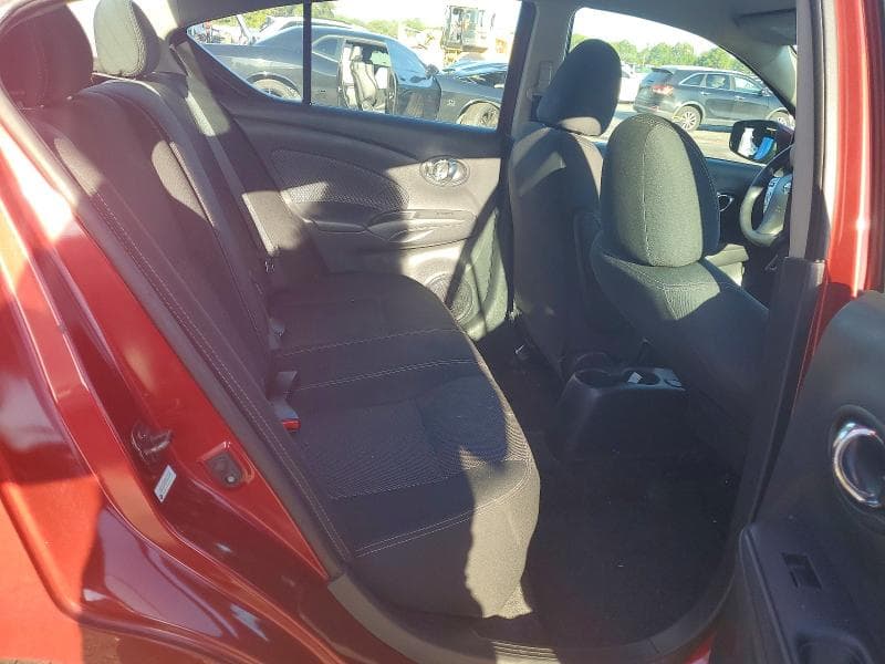 2019 NISSAN VERSA SV 10