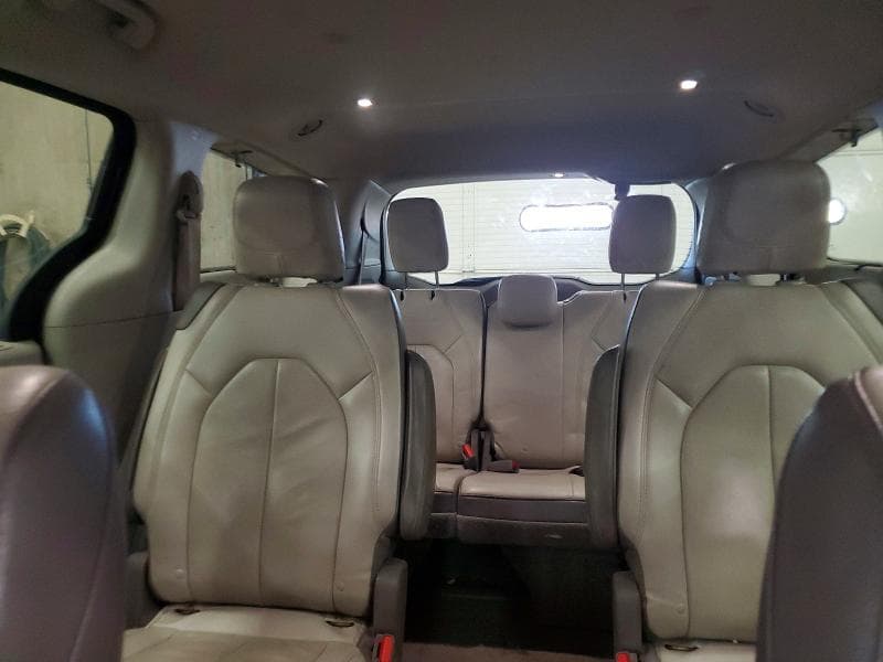 2017 CHRYSLER PACIFICA TOURING L 10