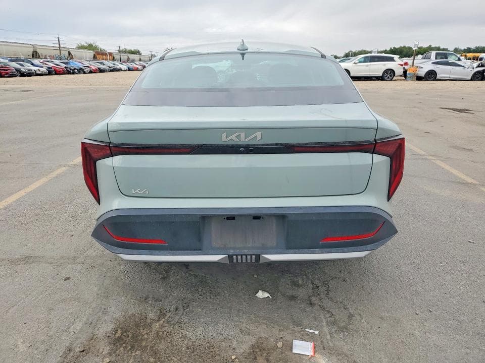 2025 KIA K4 LXS 6