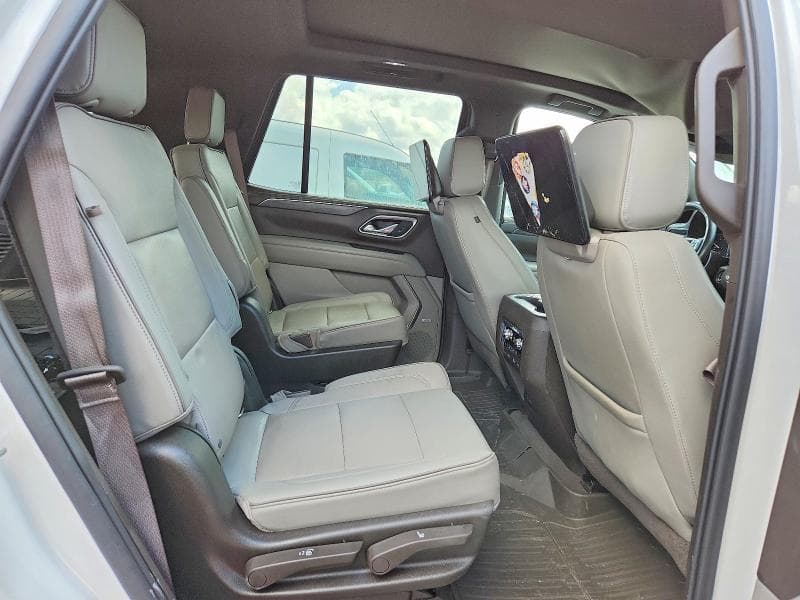 2021 GMC YUKON SLT 10