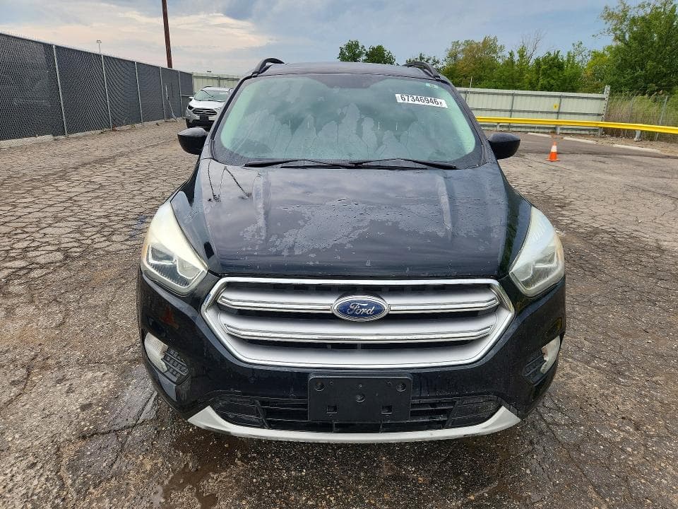 2017 FORD ESCAPE SE 5