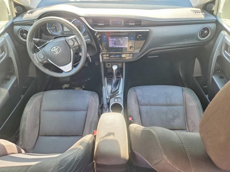 2017 TOYOTA COROLLA LE 8