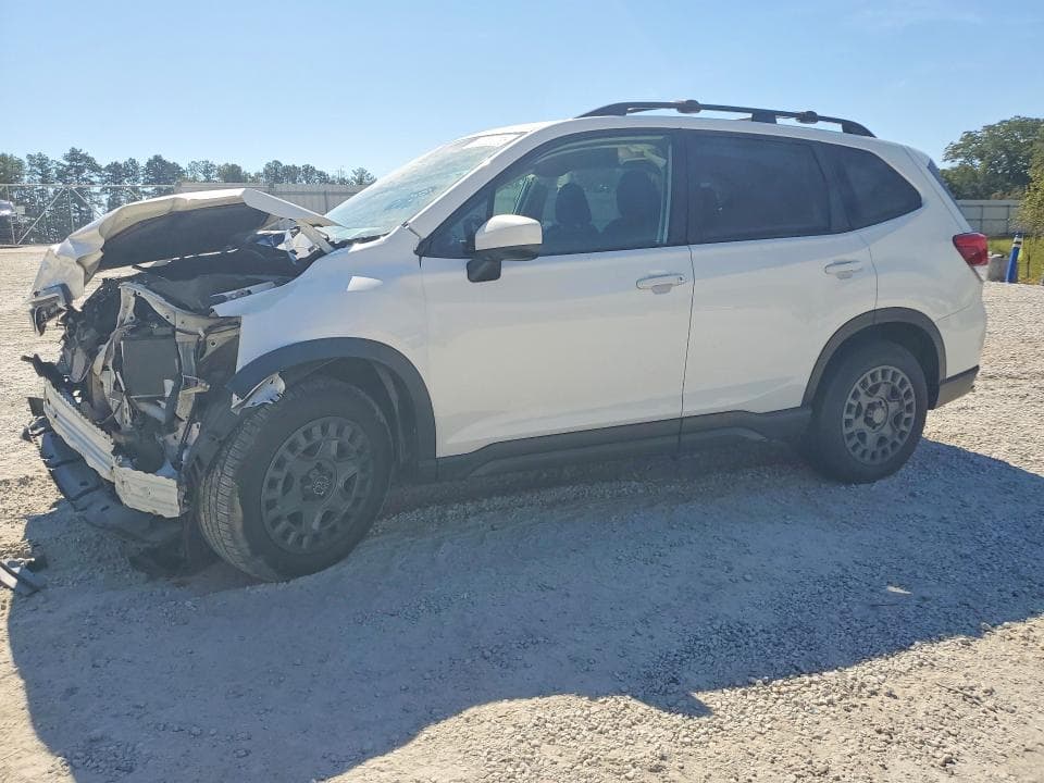 2021 SUBARU FORESTER PREMIUM - 1