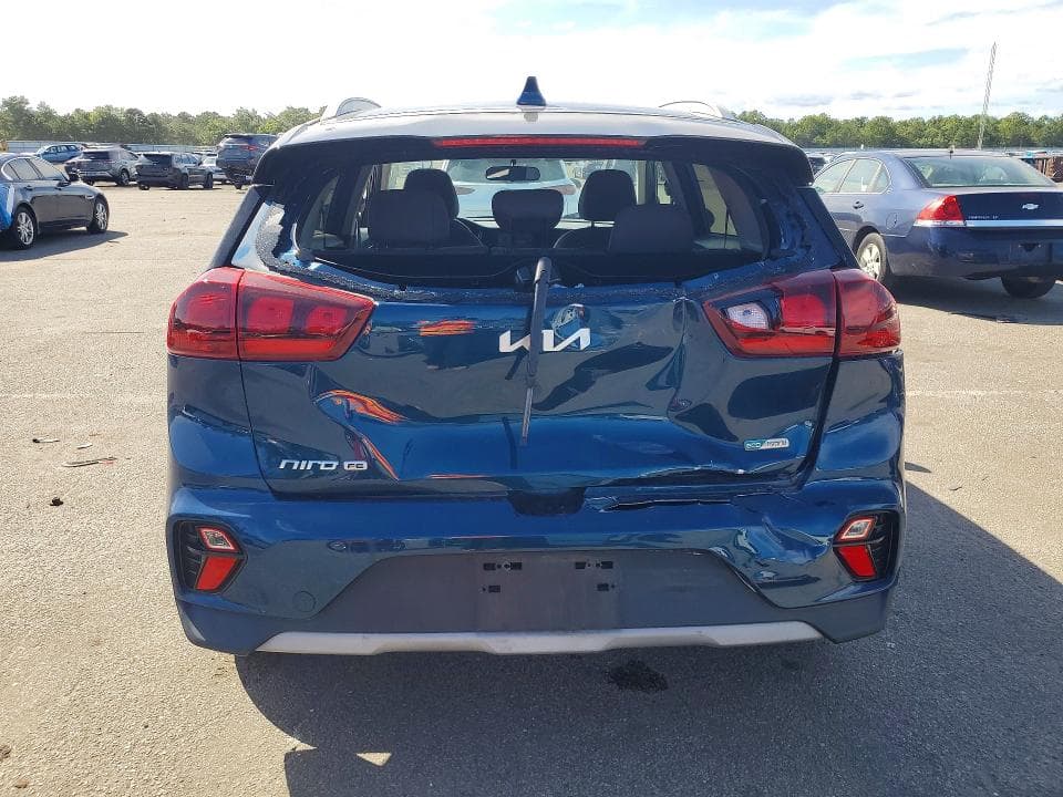 2022 KIA NIRO LX 6