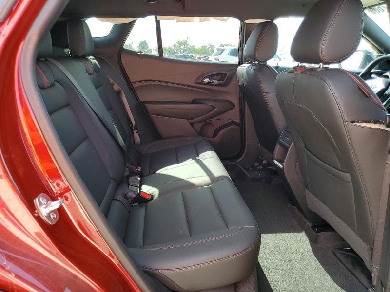 2025 CHEVROLET TRAX 2RS 11