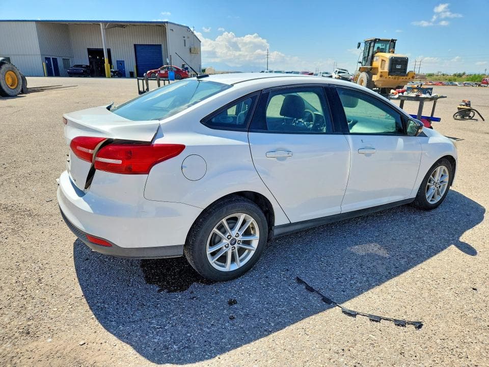 2017 FORD FOCUS SE 3