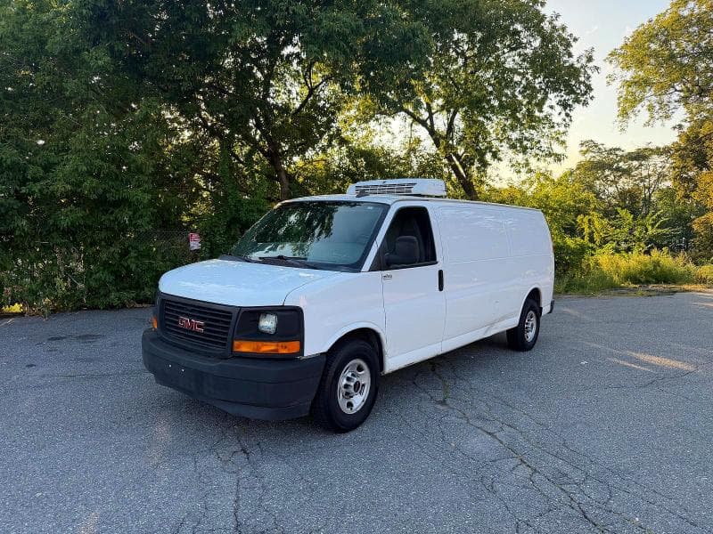 2017 GMC SAVANA G3500 2