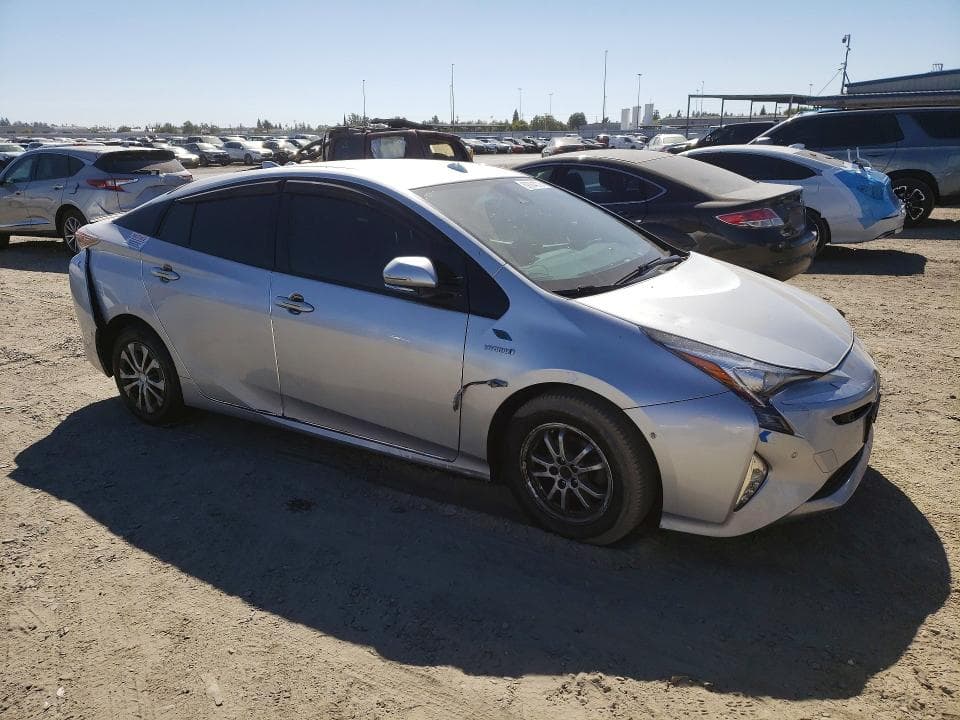 2017 TOYOTA PRIUS TWO 4