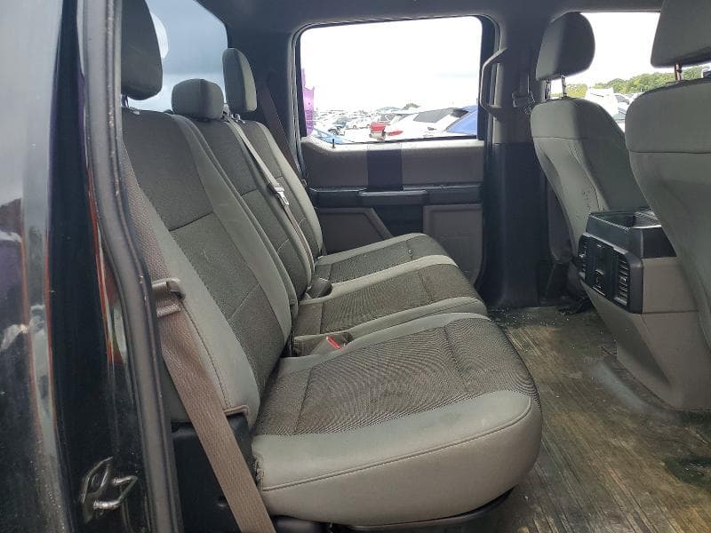 2017 FORD F150 SUPERCREW 10